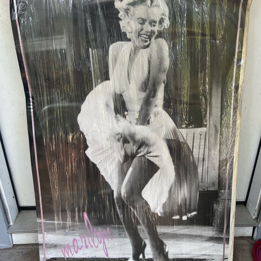 Marilyn Monroe vintage poster 24”•36”